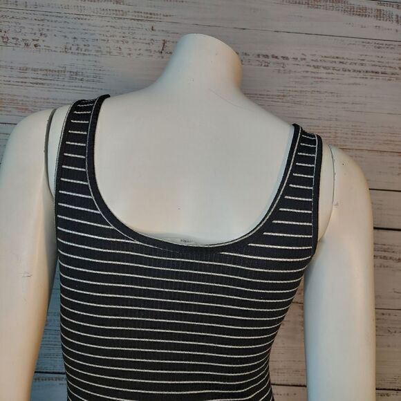 Sexy Black & White Striped Sleeveless Tank Dress - Picture 4 of 10